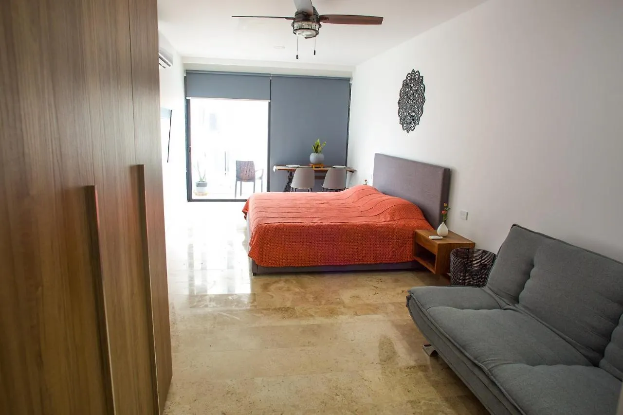 Menesse Midtown Studio Apartment Playa del Carmen