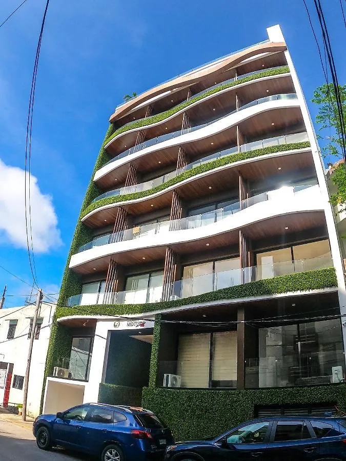 Menesse Midtown Studio Apartment Playa del Carmen